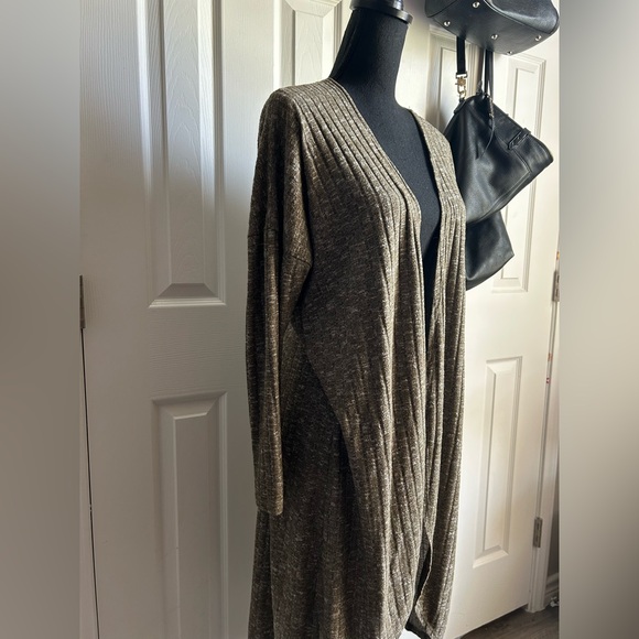 french laundry sage green minimalist lightweight open front duster cardigan - Picture 3 of 6